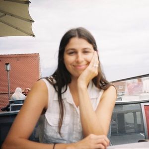 Meet your Posher, Olivia